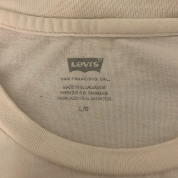 Levi’s tee - Picture 3 of 3